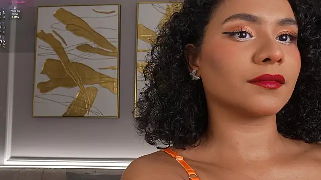 ellette   online show from February 4, 7:31 pm