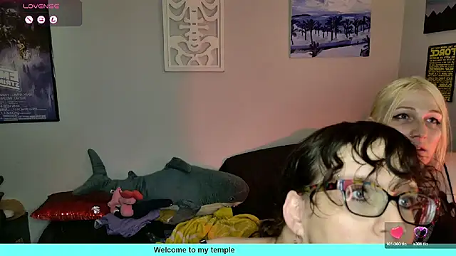 Snapshot of AthenaAphrodisia chatting on September 19, 10:21 pm AthenaAphrodisia online show from September 19, 10:21 pm