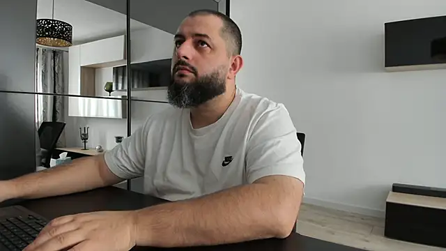 Snapshot of DravenPeak chatting on October 27, 10:52 am DravenPeak online show from October 27, 10:52 am