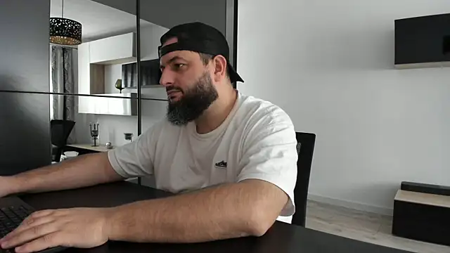 Snapshot of DravenPeak chatting on November 13, 12:26 pm DravenPeak online show from November 13, 12:26 pm