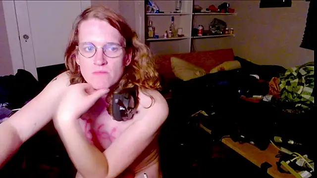 Snapshot of Rewpert chatting on November 1, 7:43 am Rewpert online show from November 1, 7:43 am