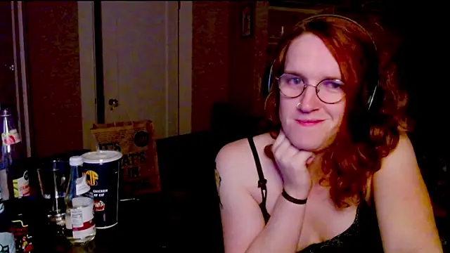 Snapshot of Rewpert chatting on November 5, 8:36 am Rewpert online show from November 5, 8:36 am