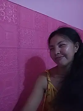 Snapshot of oceanlover23 chatting on November 17, 7:47 am oceanlover23 online show from November 17, 7:47 am