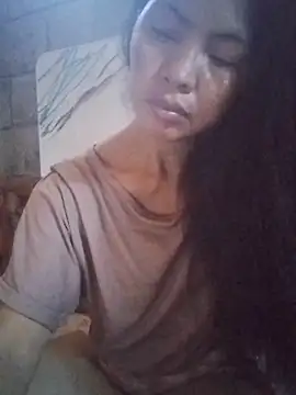 Snapshot of oceanlover23 chatting on November 28, 3:20 am oceanlover23 online show from November 28, 3:20 am