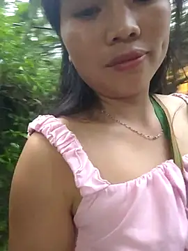 Snapshot of Cklovesu47244 chatting on October 6, 10:34 am Cklovesu47244 online show from October 6, 10:34 am