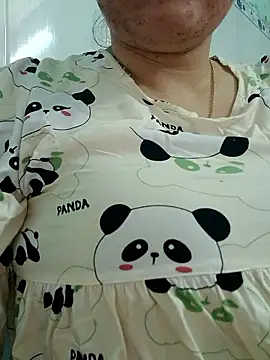  Babyrose  online show from January 8, 4:20 pm