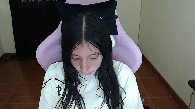 Snapshot of ScarlettShirahoshi chatting on September 14, 7:57 pm ScarlettShirahoshi online show from September 14, 7:57 pm