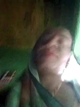 Snapshot of Pinky12A chatting on November 6, 1:17 am Pinky12A online show from November 6, 1:17 am