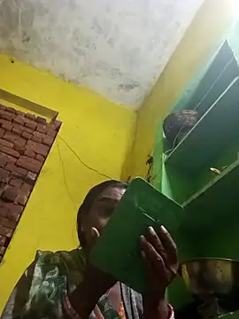 Snapshot of Pinky12A chatting on November 15, 11:54 pm Pinky12A online show from November 15, 11:54 pm