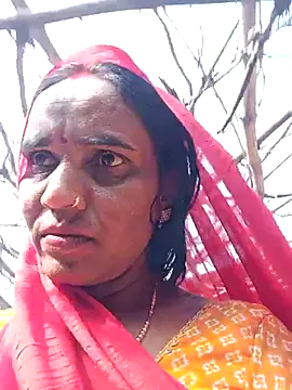 Snapshot of Pinky12A chatting on November 22, 4:00 am Pinky12A online show from November 22, 4:00 am