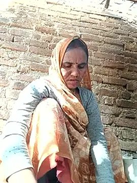 Snapshot of Pinky12A chatting on December 4, 4:22 am Pinky12A online show from December 4, 4:22 am