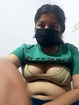 Snapshot of cute_riya098 chatting on November 6, 12:50 pm cute riya098 online show from November 6, 12:50 pm