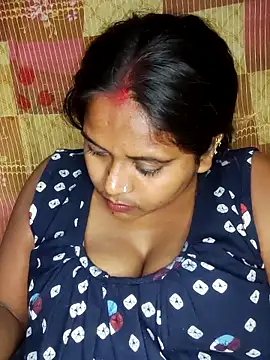 Hot-Show2 online show from March 20, 4:12 pm