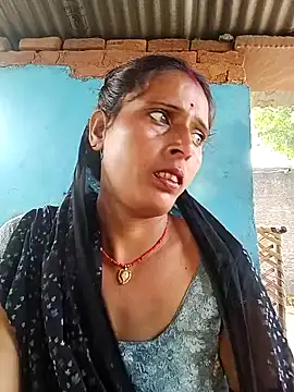 Snapshot of Arti13A chatting on September 15, 2:00 am Arti13A online show from September 15, 2:00 am