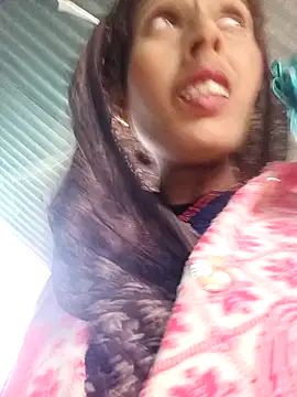 Snapshot of Arti13A chatting on January 16, 2:26 am Arti13A online show from January 16, 2:26 am