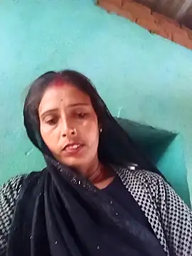 Snapshot of Arti13A chatting on February 4, 1:55 am Arti13A online show from February 4, 1:55 am