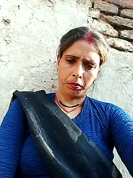 Snapshot of Arti13A chatting on February 12, 3:34 am Arti13A online show from February 12, 3:34 am