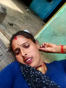 Snapshot of Arti13A chatting on February 18, 10:00 am Arti13A online show from February 18, 10:00 am