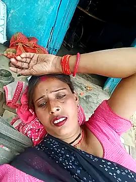 Snapshot of Arti13A chatting on February 20, 9:43 am Arti13A online show from February 20, 9:43 am