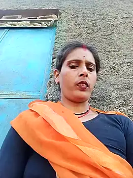 Snapshot of Arti13A chatting on February 22, 3:40 am Arti13A online show from February 22, 3:40 am