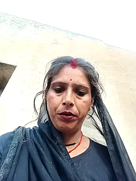 Snapshot of Arti13A chatting on February 28, 1:39 am Arti13A online show from February 28, 1:39 am