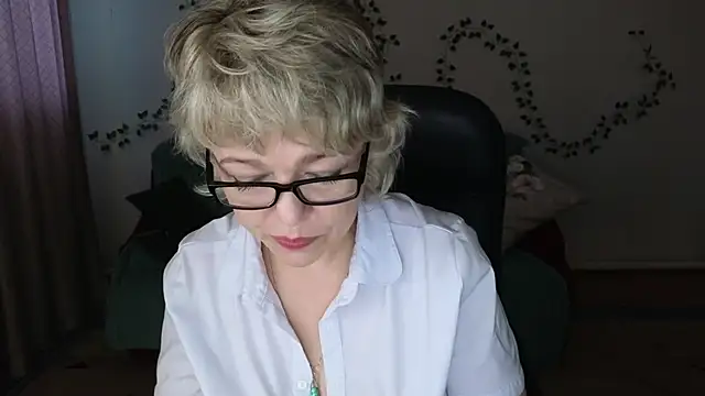 Rosette Pricky online show from June 3, 2:33 pm