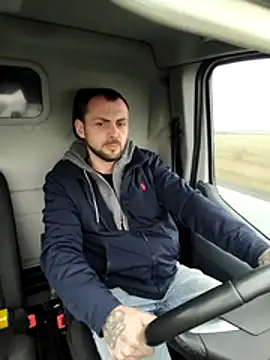 papichulo0099 online show from February 10, 6:39 am