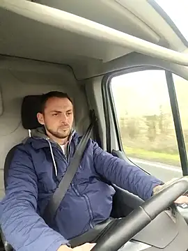 papichulo0099 online show from March 27, 6:41 am