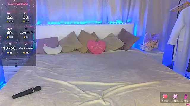 exxxcore  online show from September 20, 3:57 pm