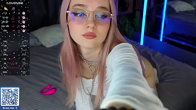 exxxcore  online show from October 20, 9:54 am