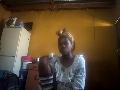 Caramelchick01 online show from October 3, 7:05 am