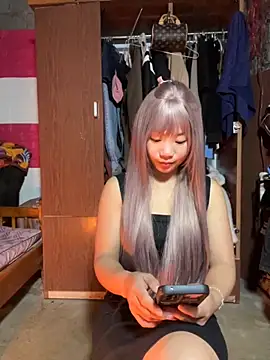 Snapshot of AAANINE22 chatting on September 13, 2:06 pm AAANINE22 online show from September 13, 2:06 pm