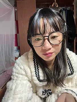 Snapshot of AAANINE22 chatting on October 10, 2:27 pm AAANINE22 online show from October 10, 2:27 pm