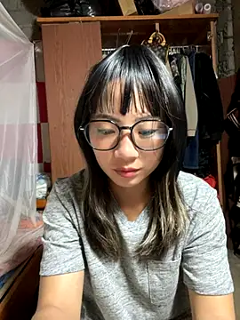 Snapshot of AAANINE22 chatting on October 12, 3:11 pm AAANINE22 online show from October 12, 3:11 pm