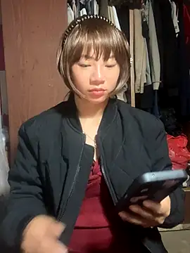 Snapshot of AAANINE22 chatting on October 16, 1:39 am AAANINE22 online show from October 16, 1:39 am