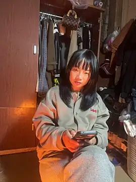 Snapshot of AAANINE22 chatting on October 18, 2:07 pm AAANINE22 online show from October 18, 2:07 pm