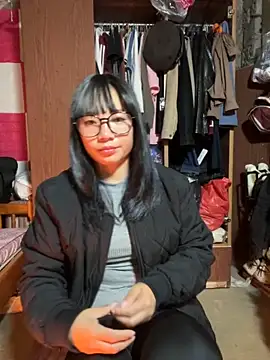 Snapshot of AAANINE22 chatting on October 28, 1:25 pm AAANINE22 online show from October 28, 1:25 pm