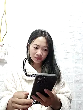 Snapshot of AAANINE22 chatting on November 10, 1:04 am AAANINE22 online show from November 10, 1:04 am