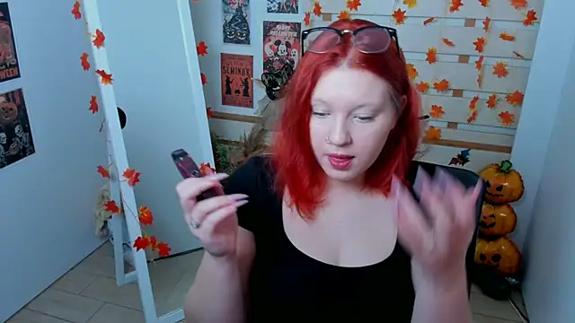 ScarletVixen  online show from October 20, 6:19 pm