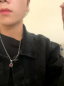 thaoyeuuu online show from September 10, 5:29 am