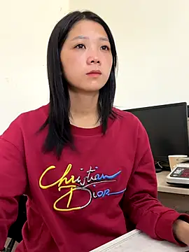 thaoyeuuu online show from October 31, 2:23 am