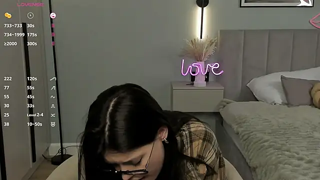 Snapshot of LubaStadt chatting on September 18, 7:16 pm LubaStadt online show from September 18, 7:16 pm