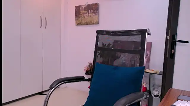 bunny b4nny online show from September 15, 6:57 am