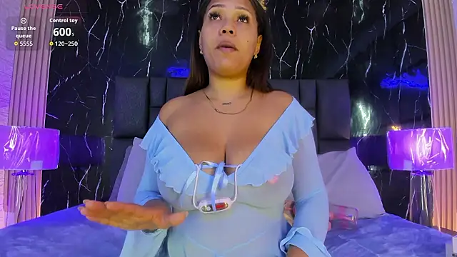 BustyGlow online show from February 16, 9:49 am