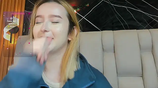 kristal joi dl online show from November 7, 12:27 pm