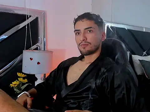 AlekRuizx online show from September 12, 8:42 pm