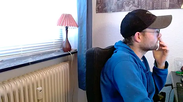 Snapshot of ChefDeLust chatting on October 25, 9:28 am ChefDeLust online show from October 25, 9:28 am