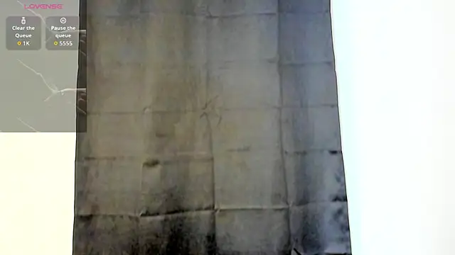 Snapshot of zarek_lux chatting on September 17, 12:51 pm zarek lux online show from September 17, 12:51 pm