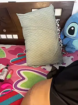 mily 09 online show from February 27, 3:34 pm