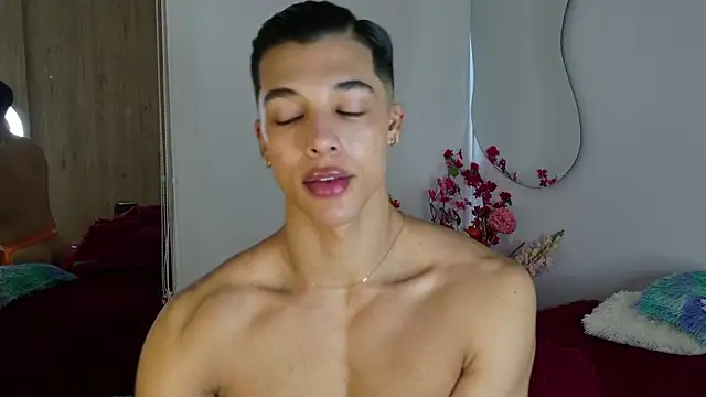 Troye Williams online show from March 31, 11:54 am